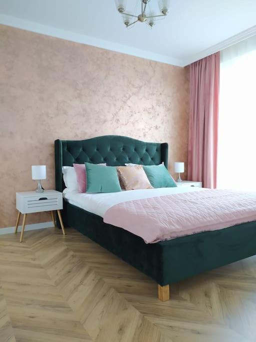 Apartament Ultracentral Pathfinder เตอร์กู-มูเรช ภายนอก รูปภาพ