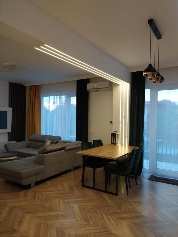 Apartament Ultracentral Pathfinder เตอร์กู-มูเรช ภายนอก รูปภาพ