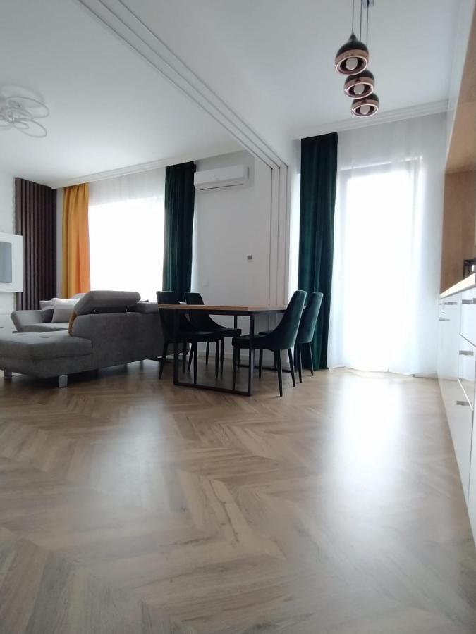 Apartament Ultracentral Pathfinder เตอร์กู-มูเรช ภายนอก รูปภาพ